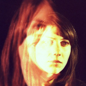 Julia Holter – Loud City Song